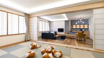 Familienzimmer (Japanese Western Style)