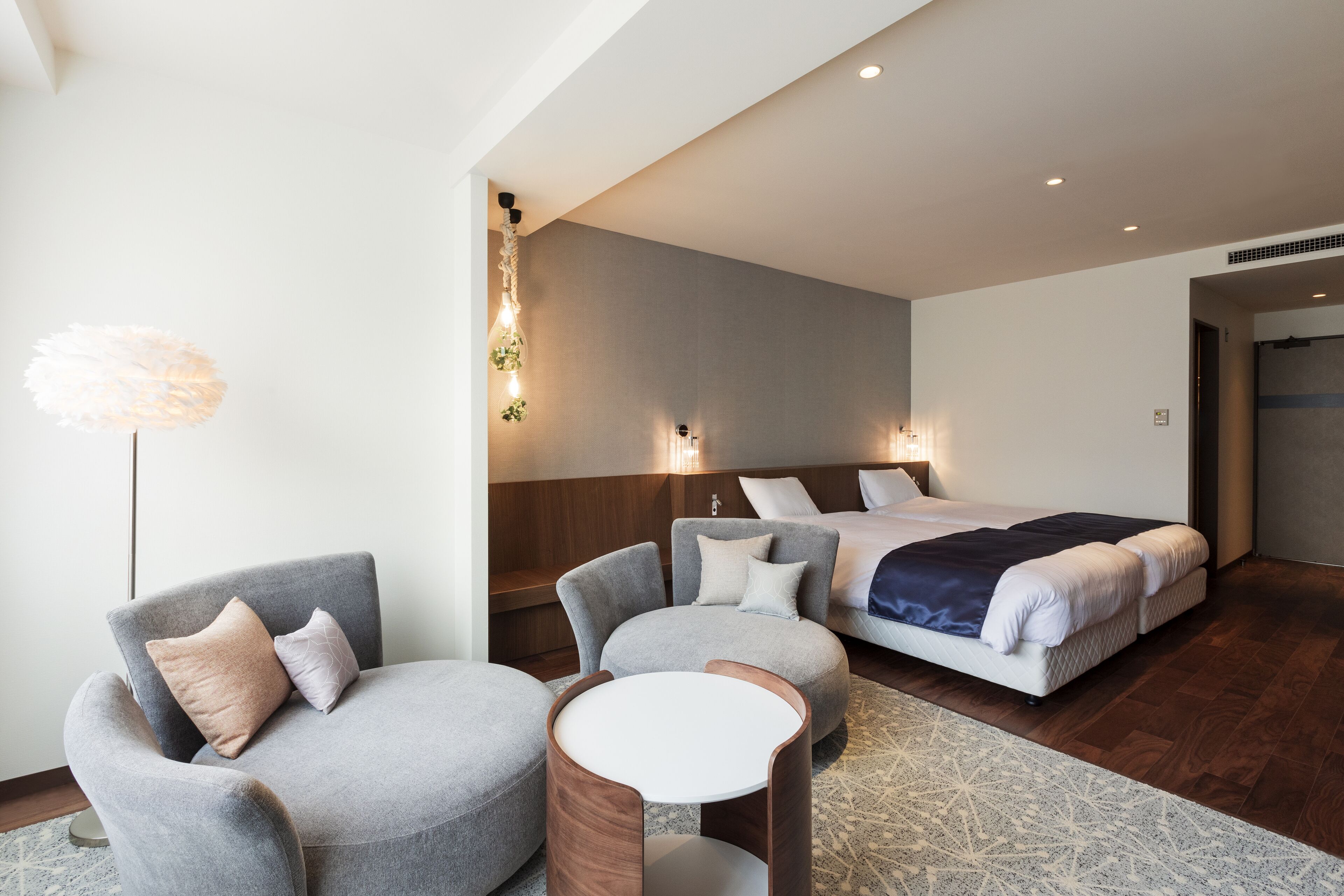 客房 (Female only) | 客房内保险箱、特色装修、特色家居、遮光窗帘