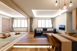 Kamar Keluarga (Japanese Western Style) | Brankas dan didekorasi berbeda-beda