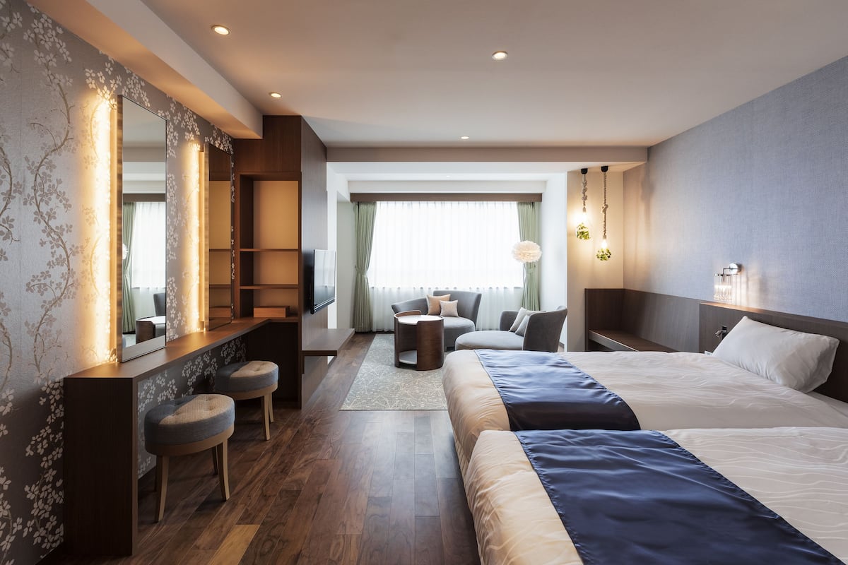 women's twin  | in-room safe, individually decorated, individually furnished