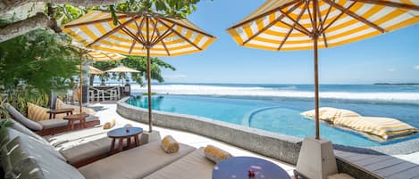 Outdoor pool, sun loungers