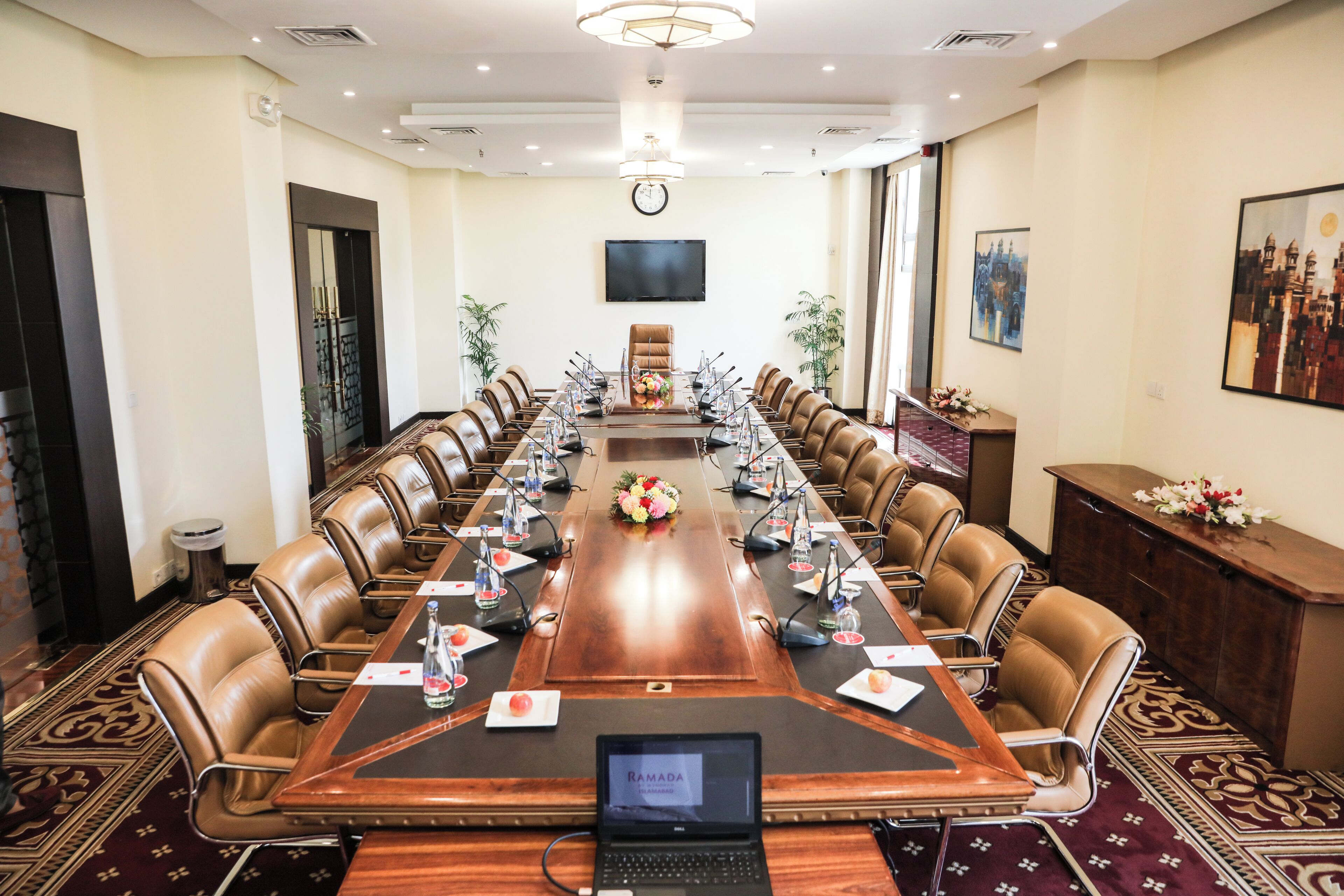 Meeting facility
