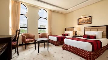 Room, 2 Single Beds, Smoking | Minibar, in-room safe, desk, laptop workspace