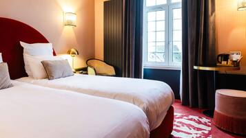 Twin Room (Old Town Side) | Minibar, in-room safe, soundproofing, free WiFi