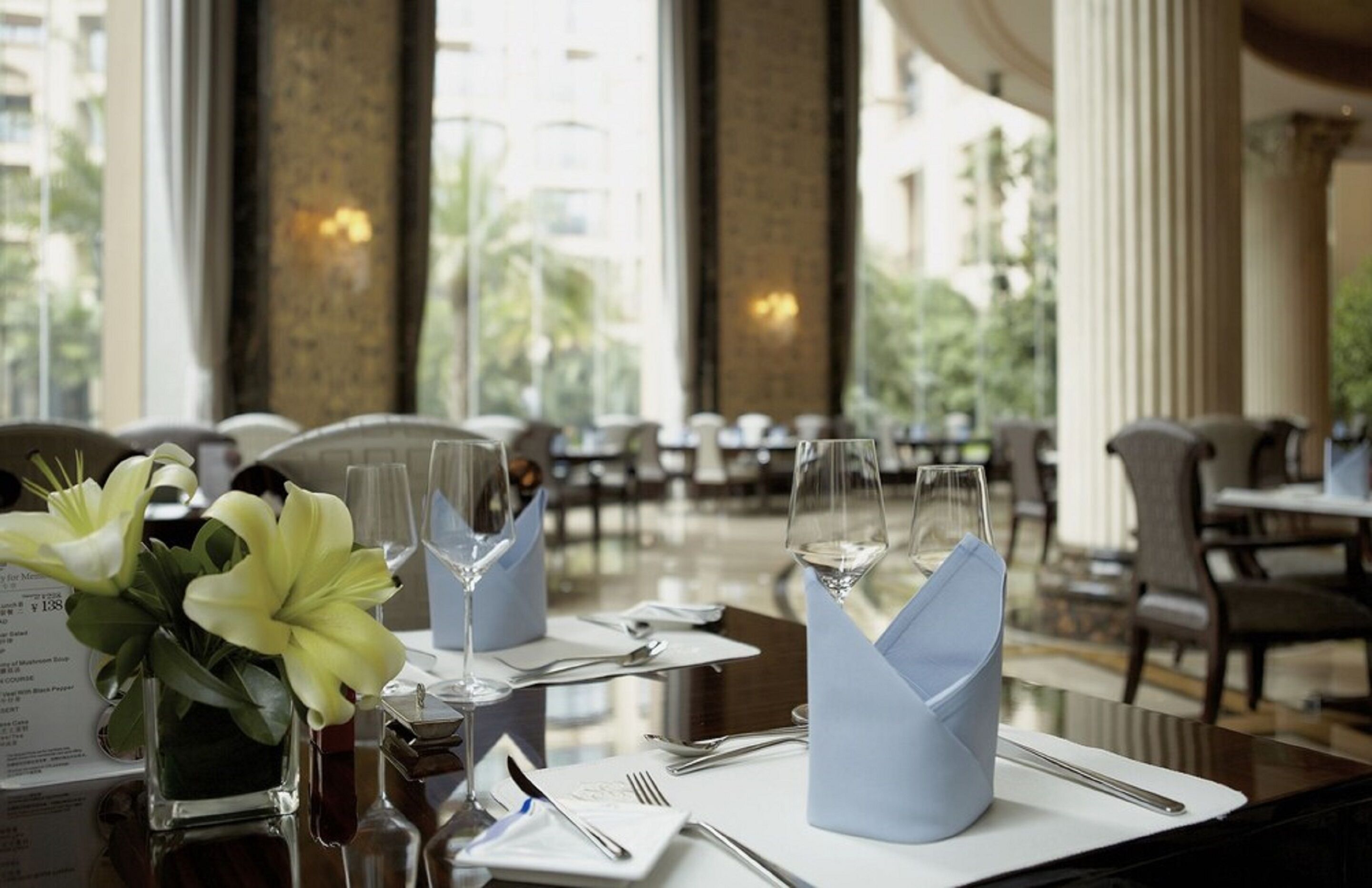 2 restaurants, breakfast, lunch, dinner served; chinese cuisine