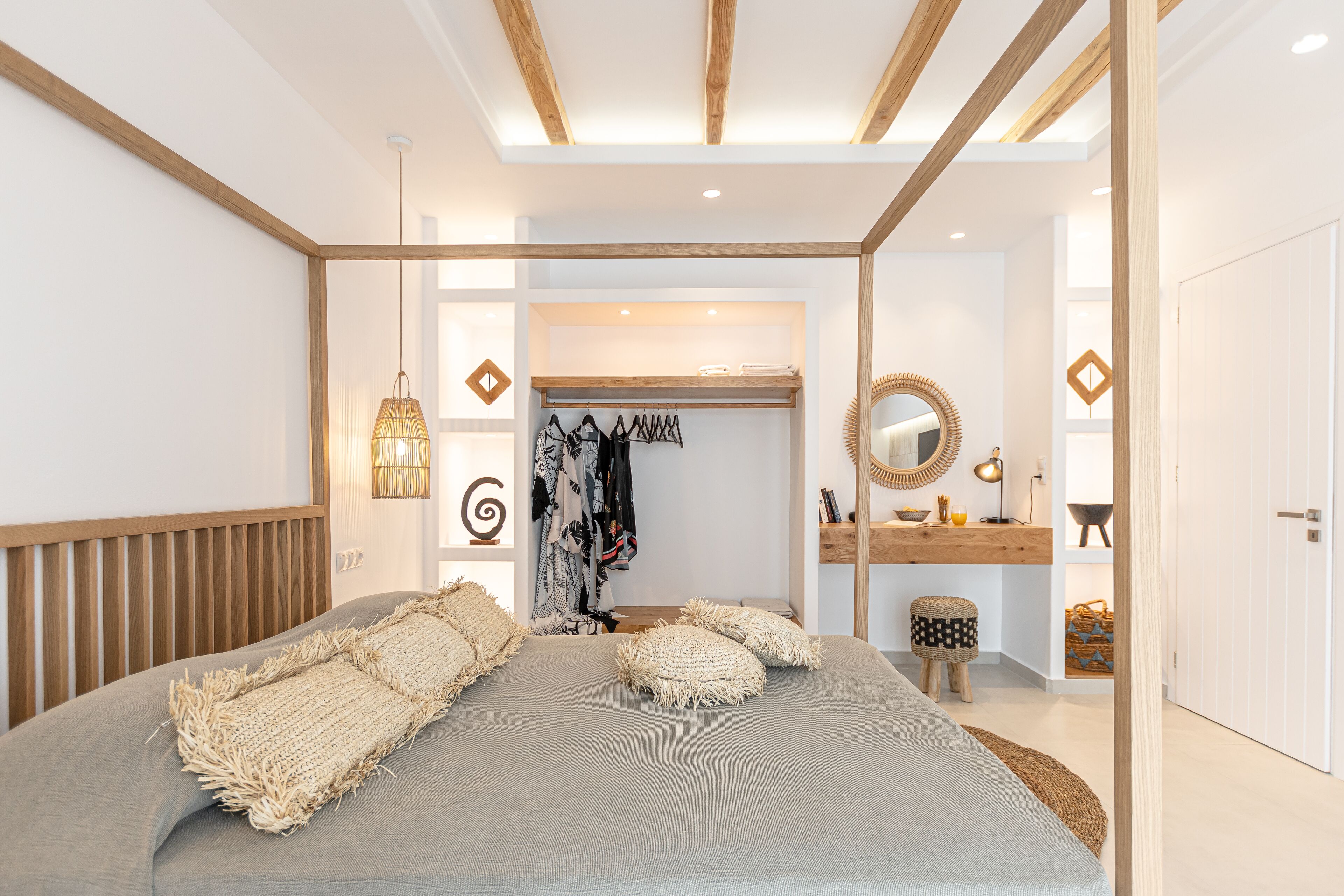 Romantic Suite, 1 Bedroom, Hot Tub, Sea View | 3 bedrooms, Egyptian cotton sheets, premium bedding, in-room safe