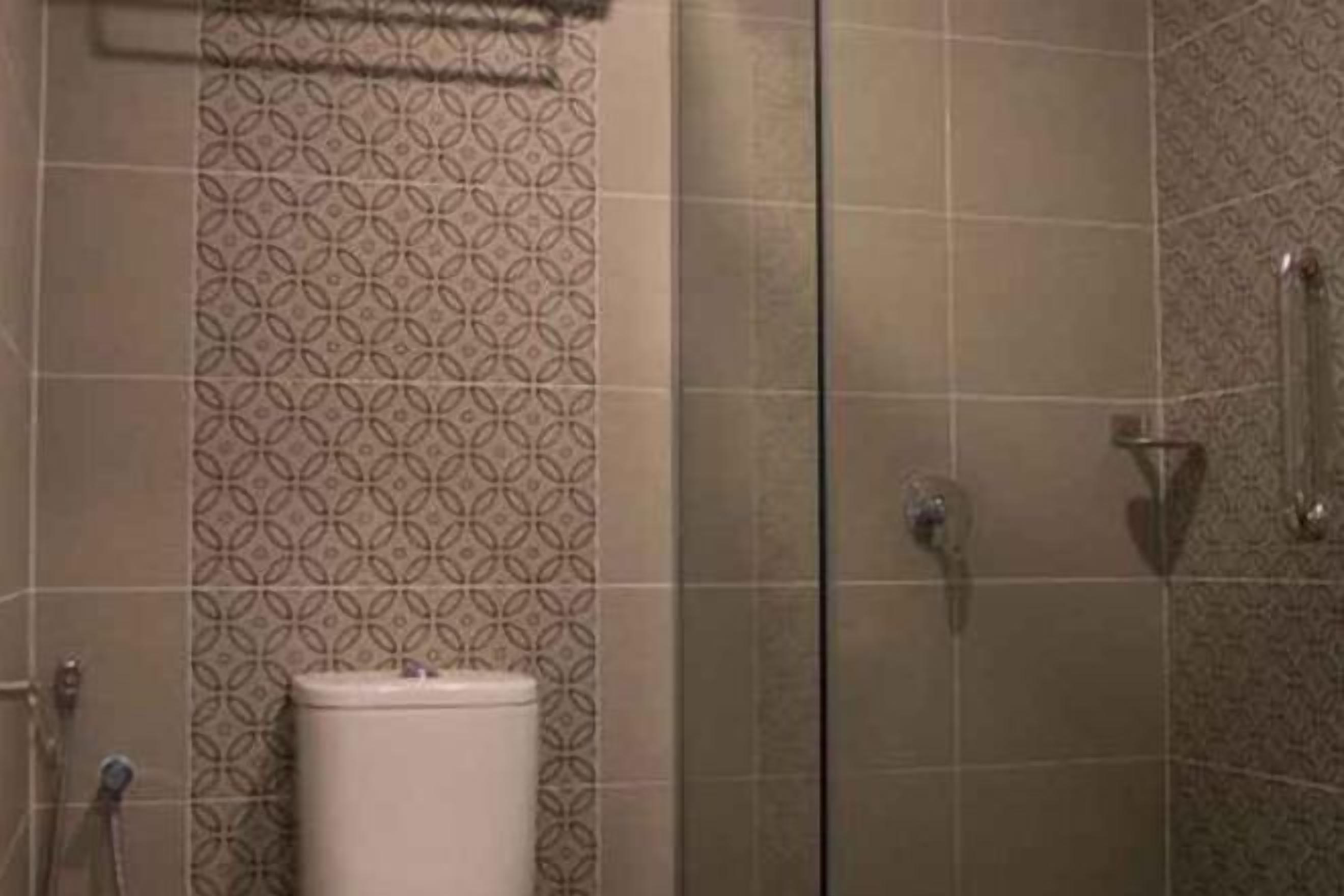 淋浴设施、免费洗浴用品、吹风机、坐浴桶