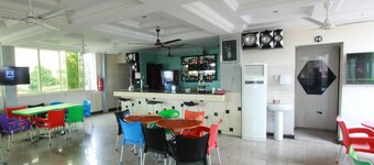 Esado Conference Centre and Suites