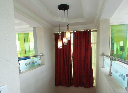 Esado Conference Centre and Suites