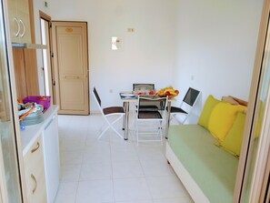 Essbereich im Zimmer