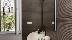 Unclassified image, 3 of 32, button - Navona Luxury Guest House (Rome)