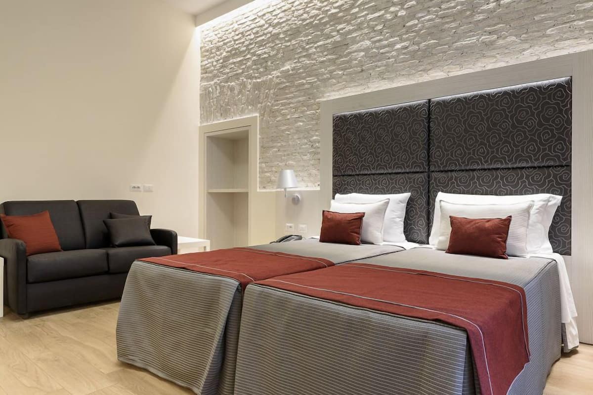 Luxury Double Room (Raffaello)