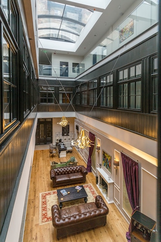 The Mansion Boutique Hotel