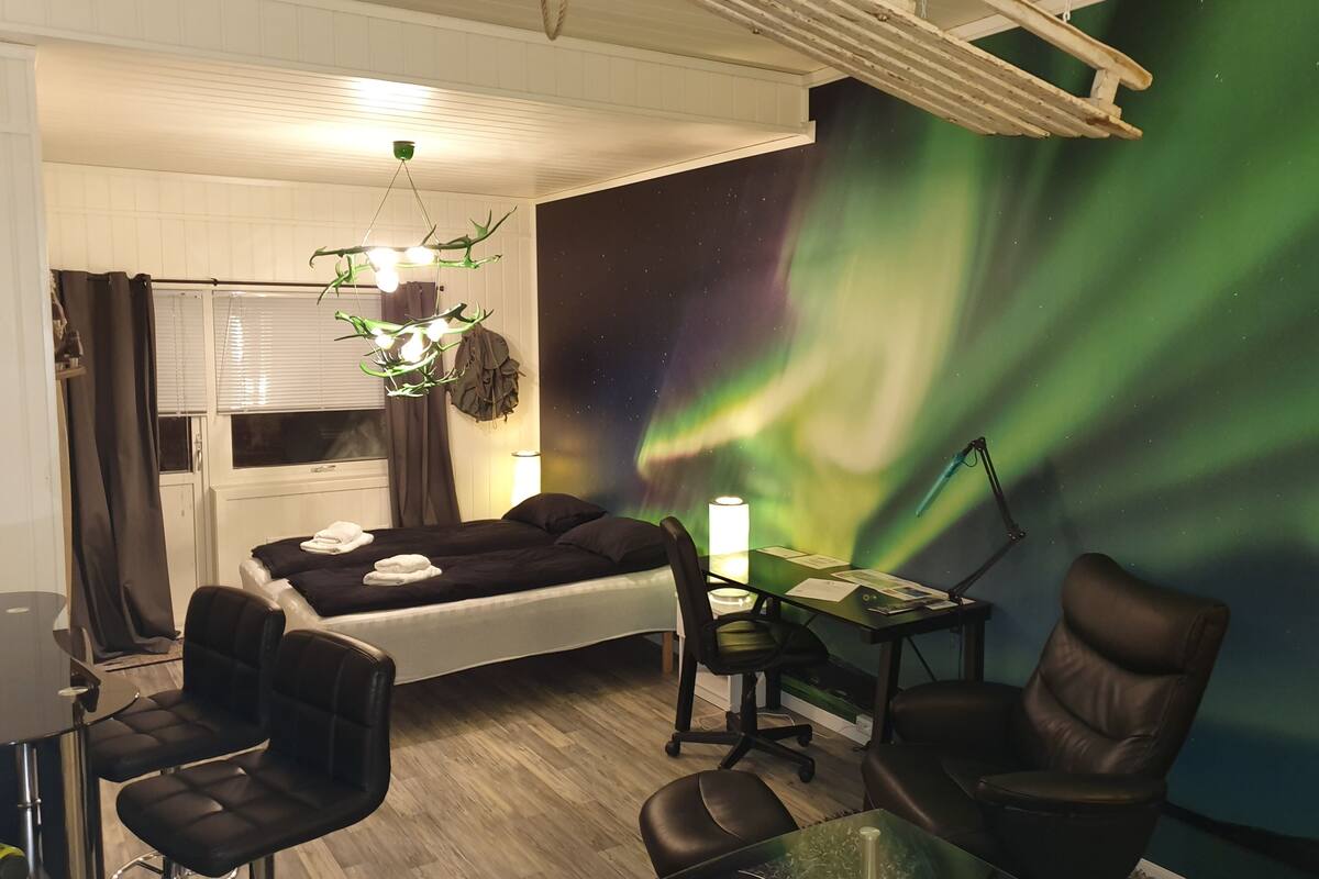 superior double room | minibar, desk, soundproofing, iron/ironing board