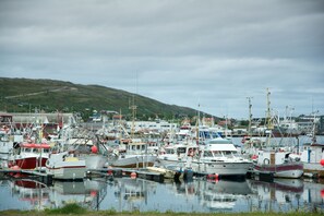 View from property - Båtsfjord Hotell (Batsfjord)