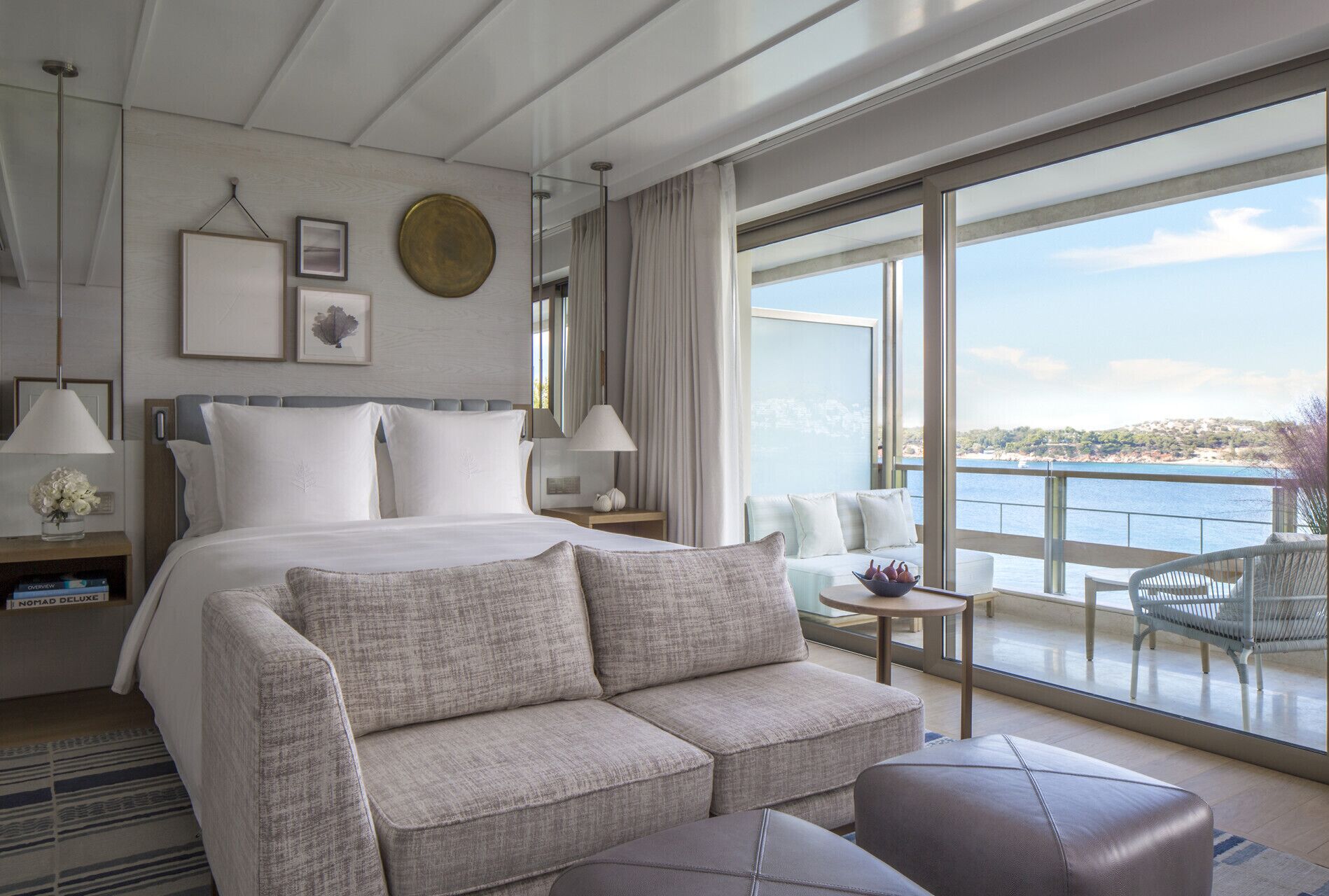 premium bedding, down duvets, minibar, in-room safe