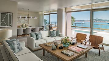 Royal Suite, 2 Bedrooms, Non Smoking (Arion) | Premium bedding, down duvets, minibar, in-room safe