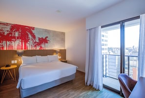 Studio King Balcony Não Fumante | Minibar, caja de seguridad en la habitación y insonorización