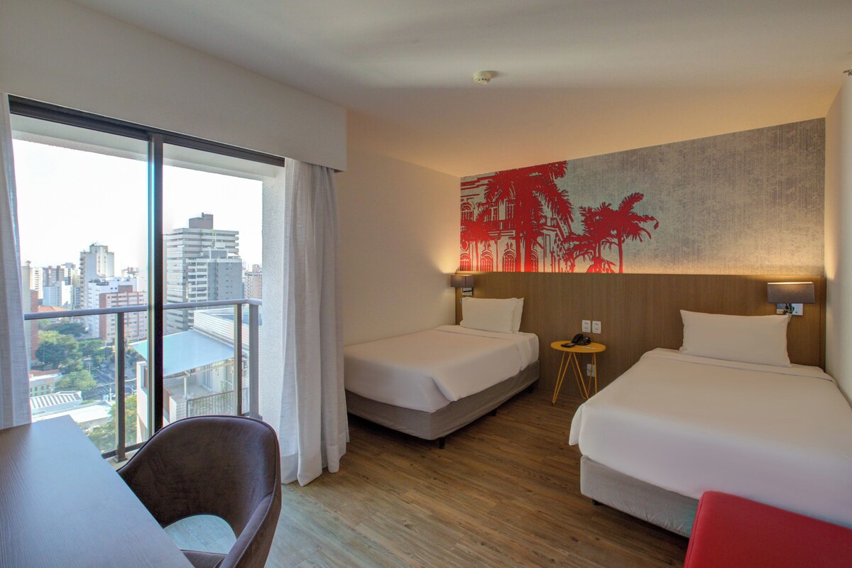 Minibar, in-room safe, desk, soundproofing