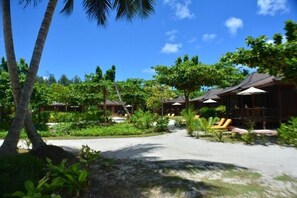 Property grounds - Heliconia Grove (Praslin Island)