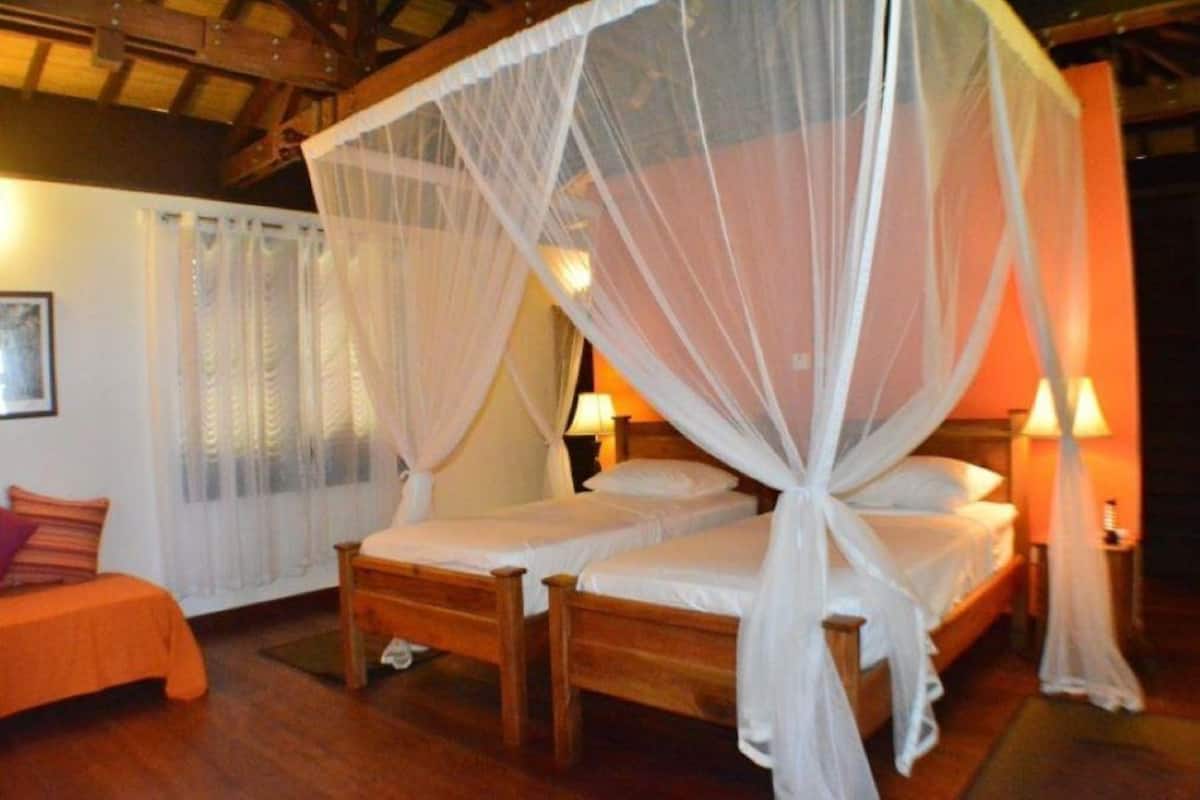 Villa, 1 Bedroom | In-room safe, desk, iron/ironing board, cribs (free)