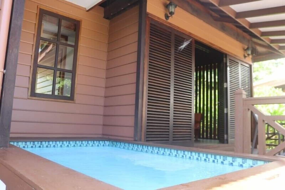 Villa, 2 Bedrooms | In-room safe, desk, iron/ironing board, cribs (free)