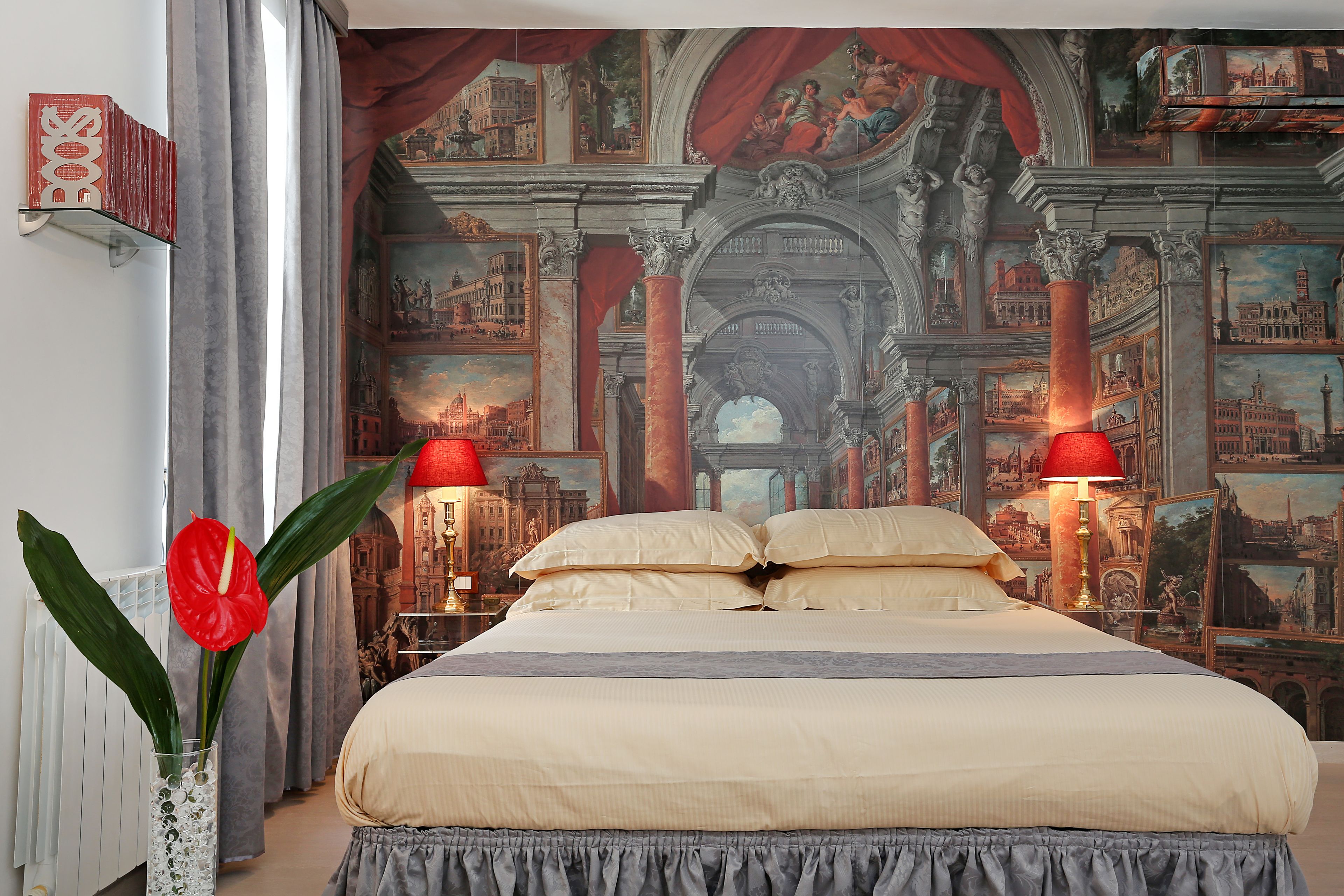 デラックス スイート キングベッド 1 台ソファーベッド付き シティビュー | 高級寝具、セーフティボックス (室内)、デスク、アイロ  ン / アイロン台