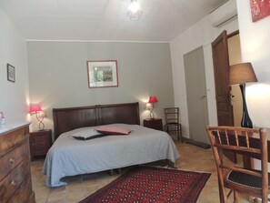 Deluxe Double Room, Private Bathroom, Garden View ( Orange) | 1 bedroom, premium bedding, iron/ironing board, free WiFi
