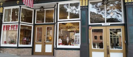 واجهة المنشأة