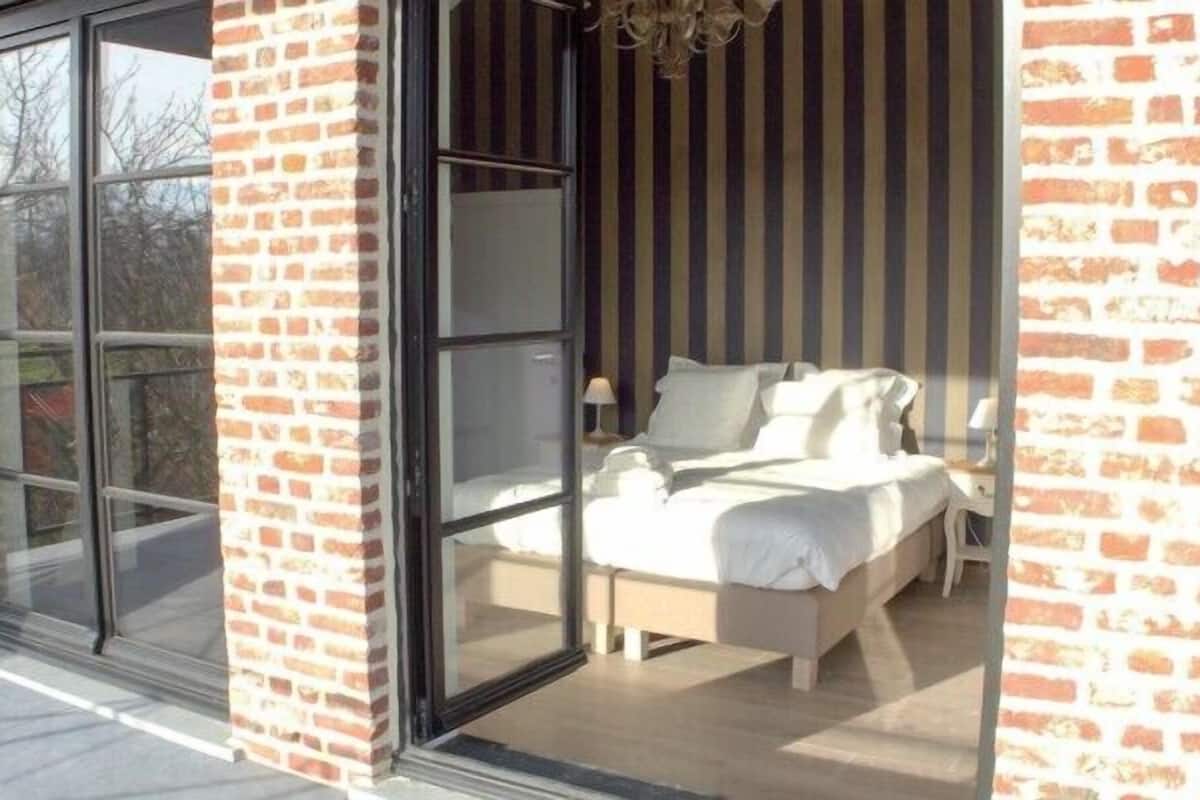 luxury double or twin room, balcony | premium bedding, in-room safe, individually decorated