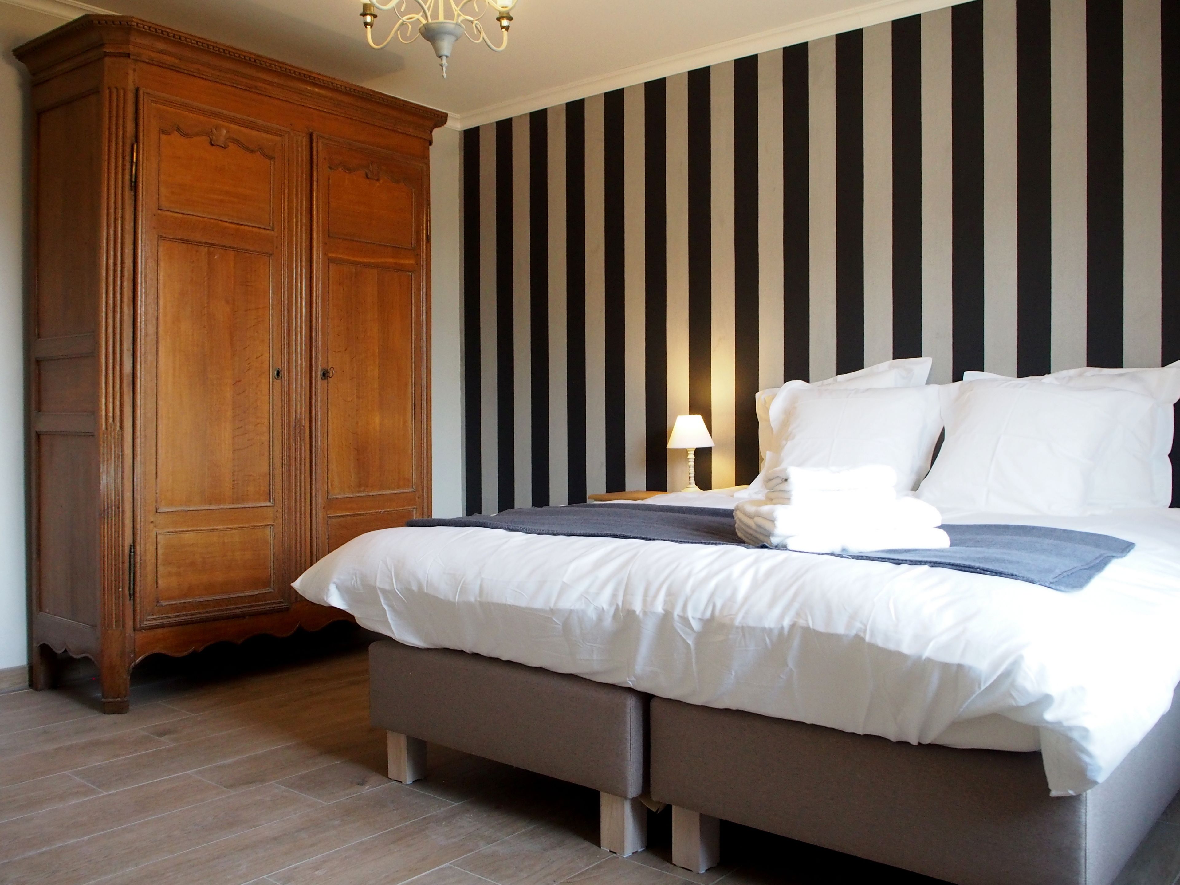 royal suite, accessible | premium bedding, in-room safe, individually decorated