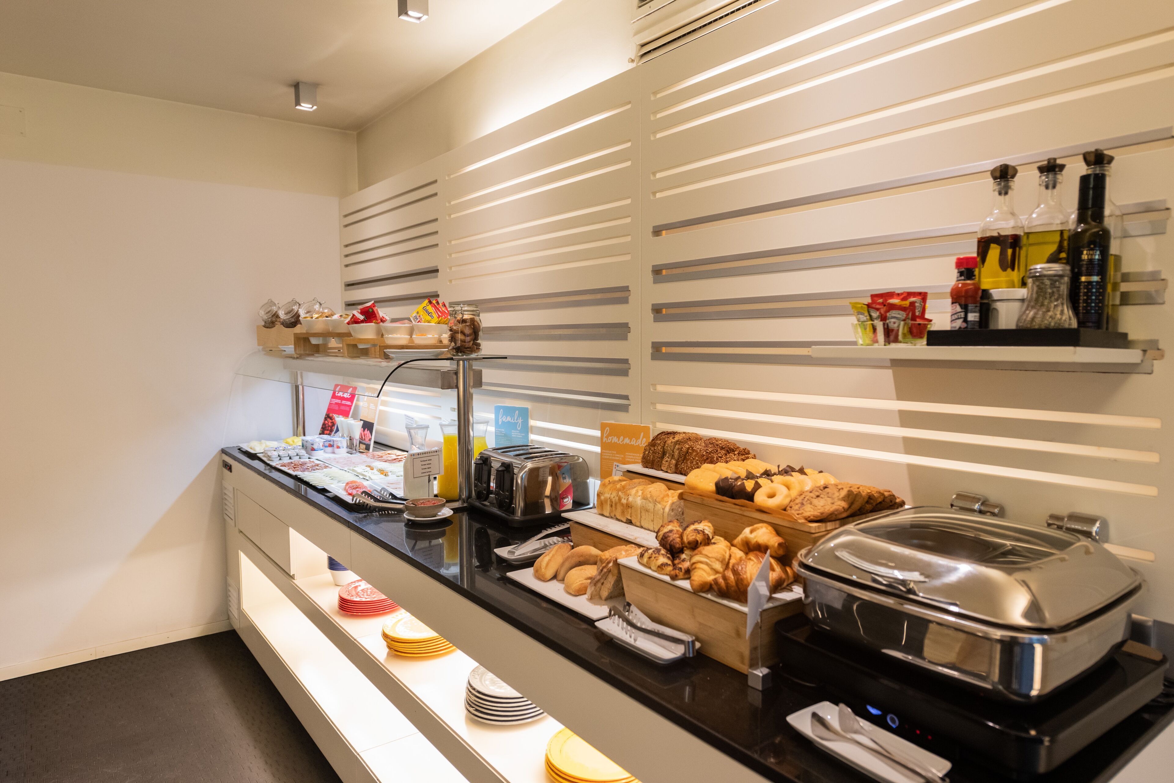 daily buffet breakfast (eur 12 per person)