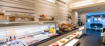  Atenea Rekord Suites Barcelona
