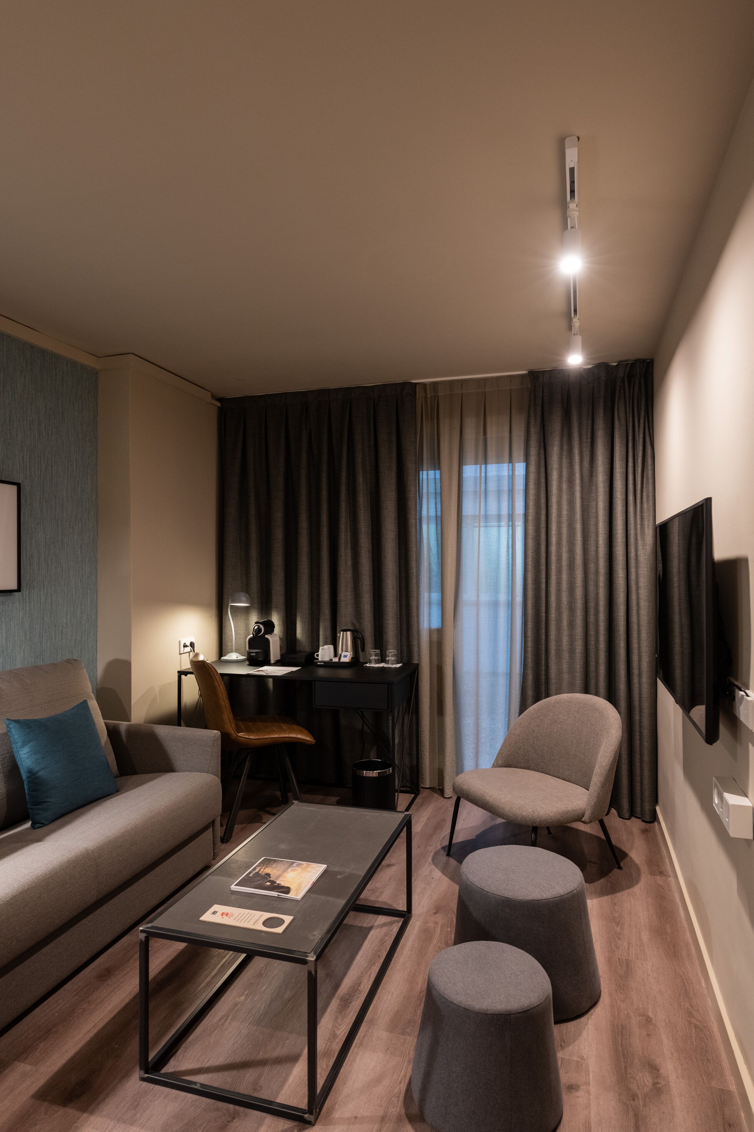 minibar, in-room safe, desk, soundproofing