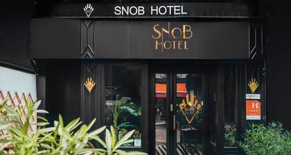 Snob Hotel