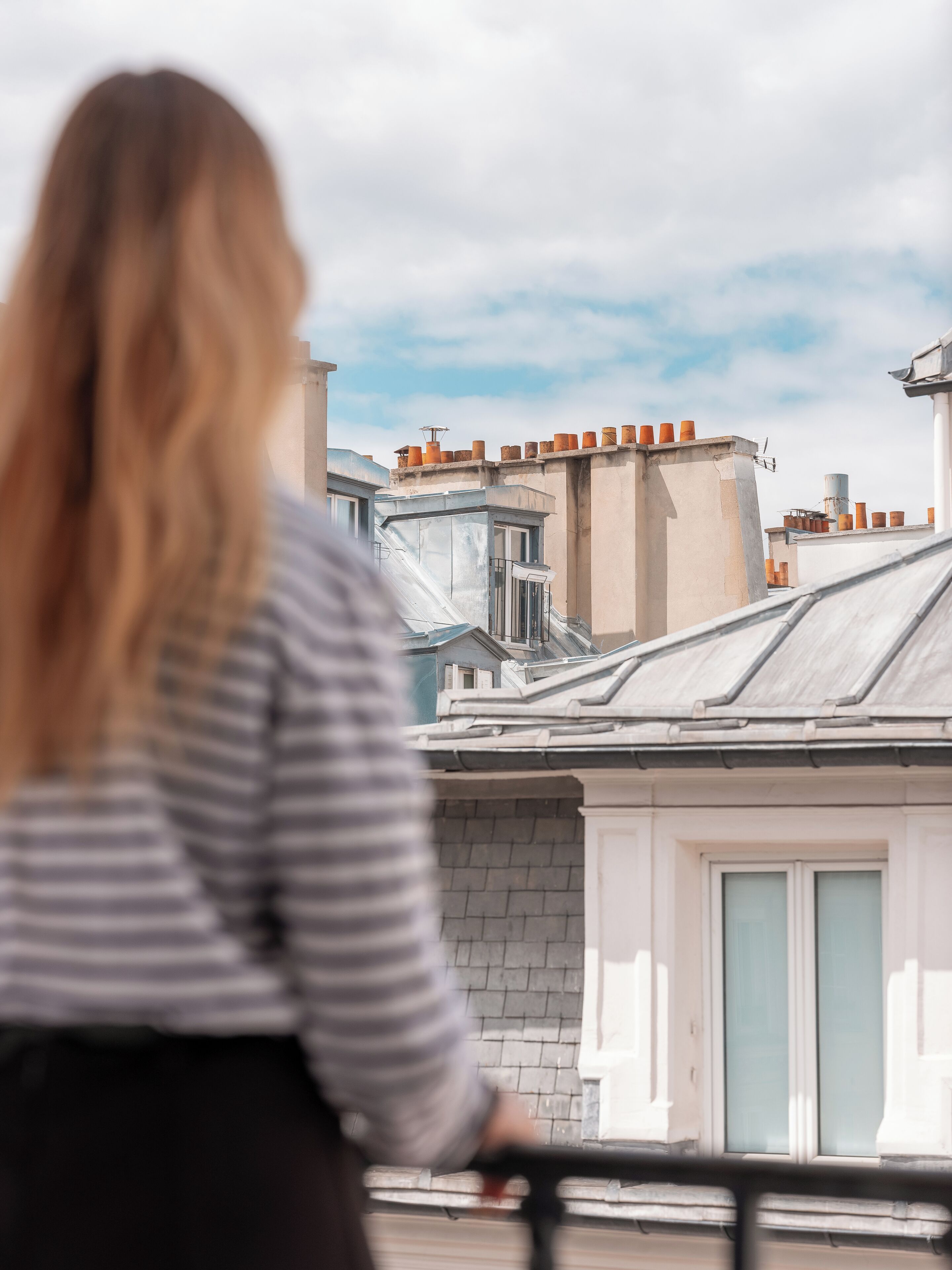 Deluxe tweepersoonskamer | Een kluis op de kamer, individueel gedecoreerd, een bureau