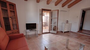 Suite, 1 Bedroom, Terrace | Living room | Flat-screen TV - Tramuntana Suites (Selva)