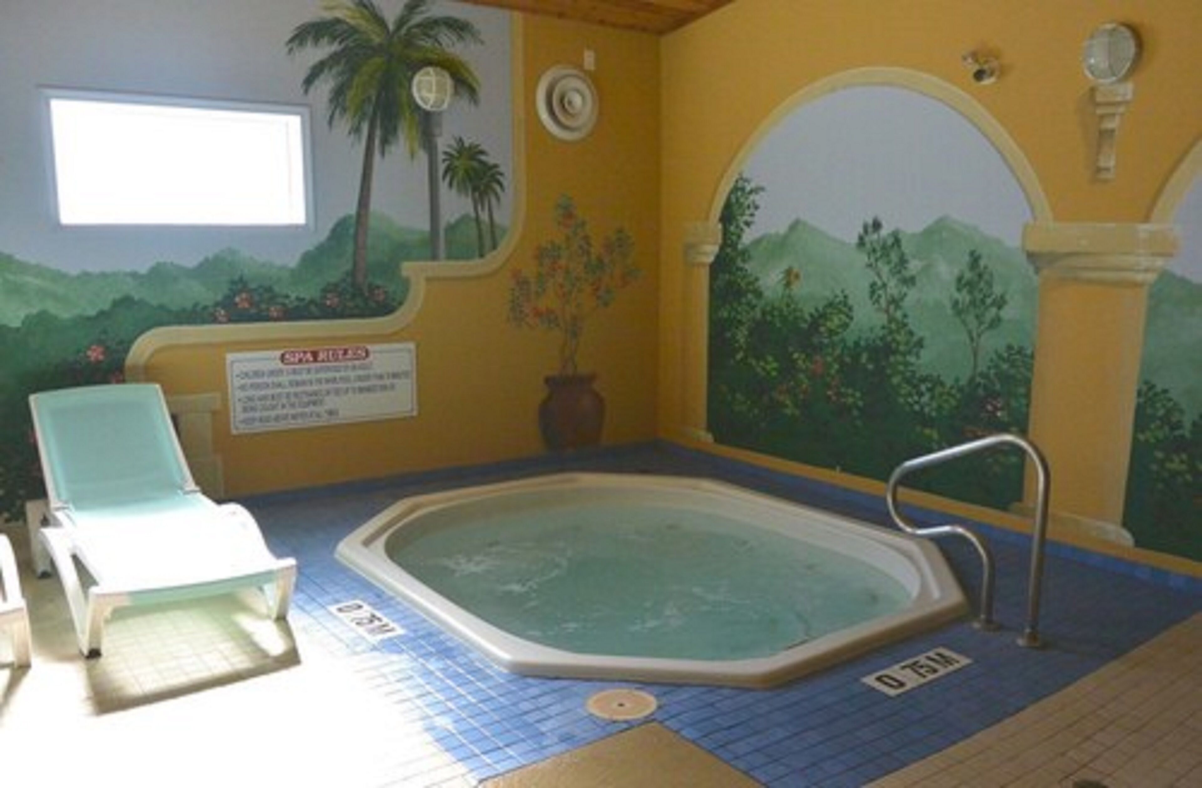 Indoor spa tub