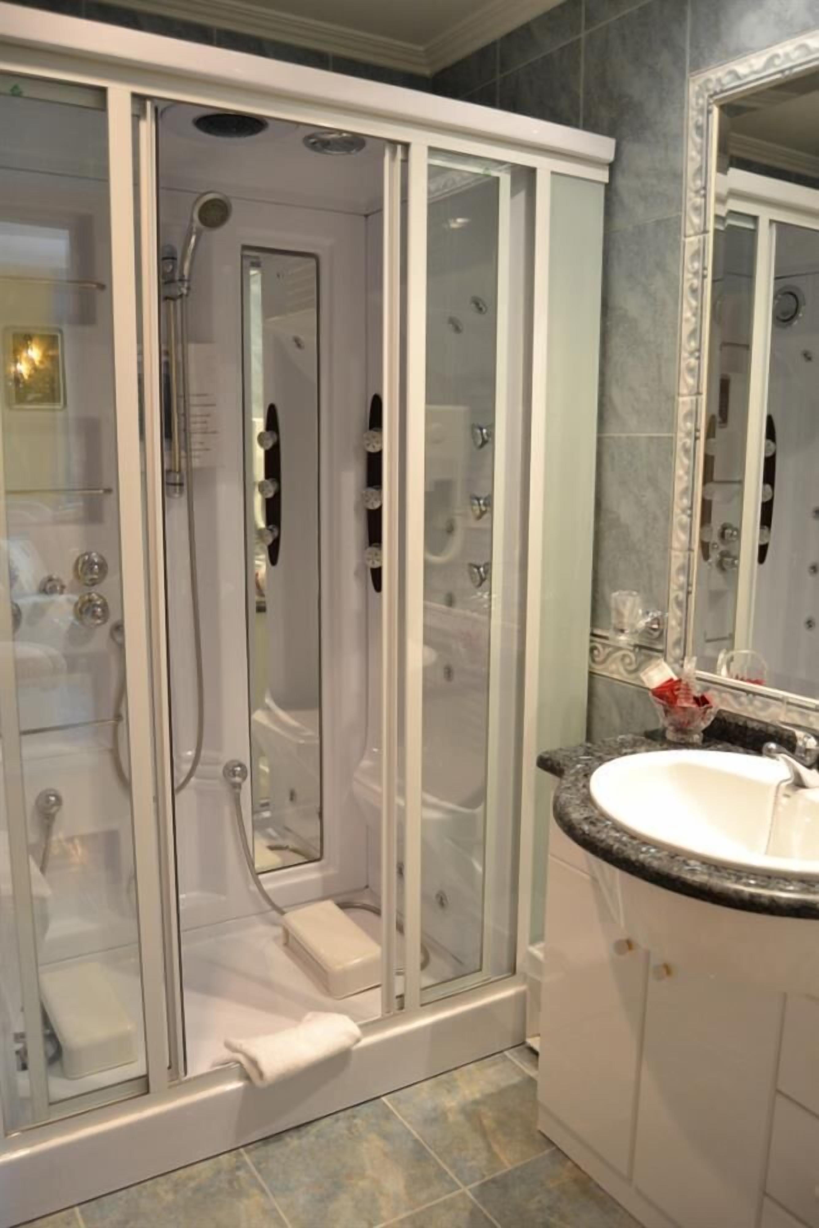 free toiletries, hair dryer, bidet, towels