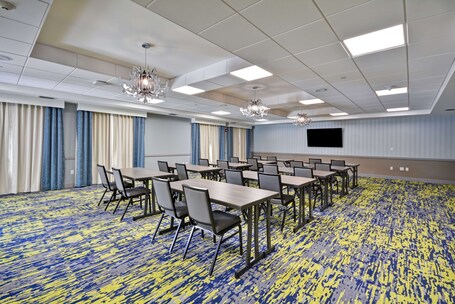 Homewood Suites by Hilton Orlando Theme Parks - Image 22
