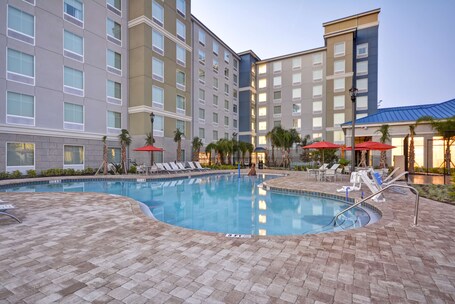 Homewood Suites by Hilton Orlando Theme Parks - Image 16