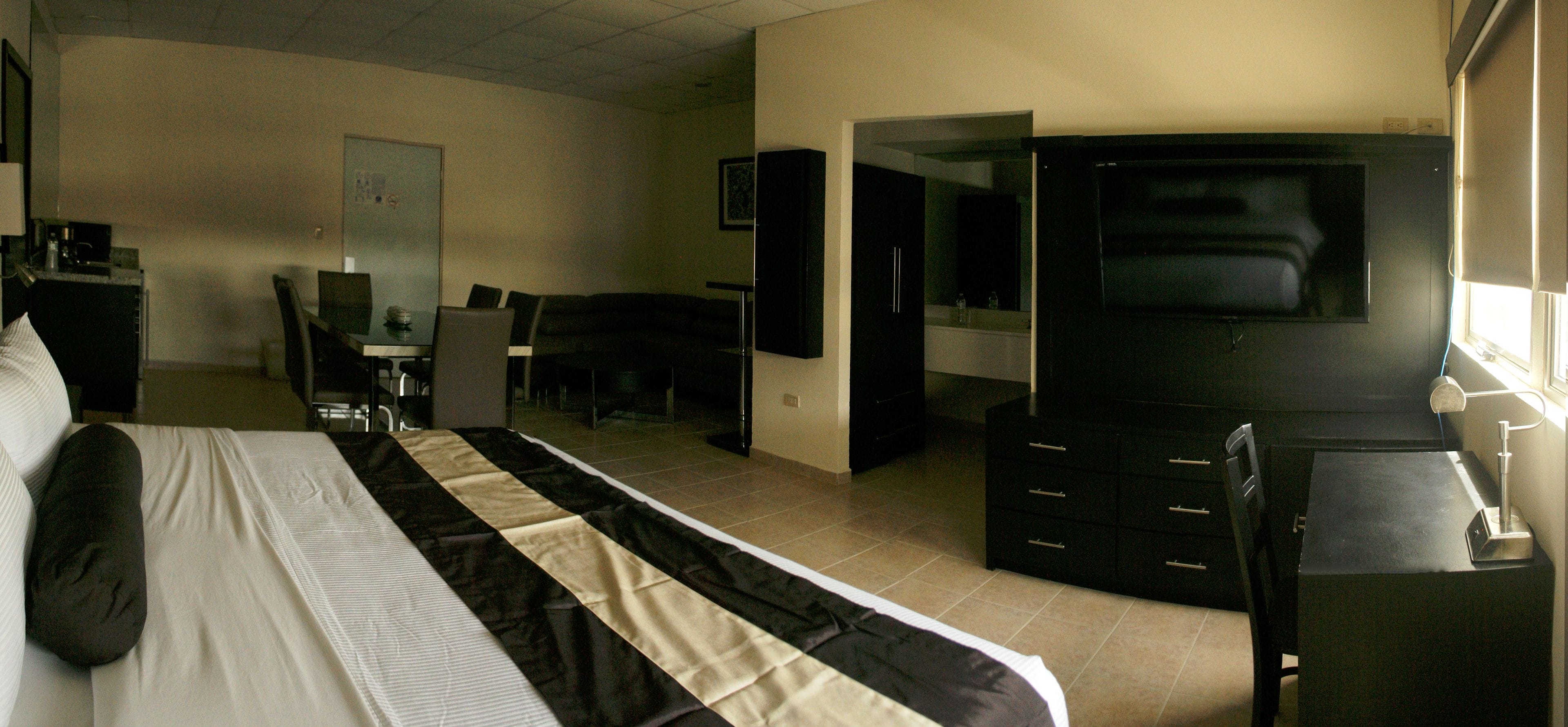 Photo - Hotel El Camino Inn & Suites