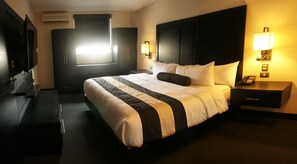 Standard Room | Desk, iron/ironing board, free WiFi - Hotel El Camino Inn & Suites (Reynosa)