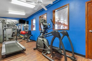 Fitness facility - Comfort Inn Valentine, NE (Valentine)