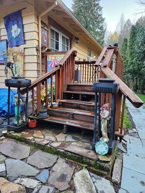 Terrace/patio - Scott Creek Farm (Happy Valley)