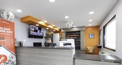 OYO Hotel Lake Charles Hwy 10