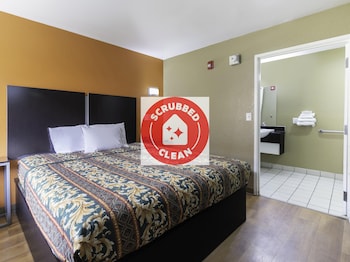 OYO Hotel Lake Charles Hwy 10