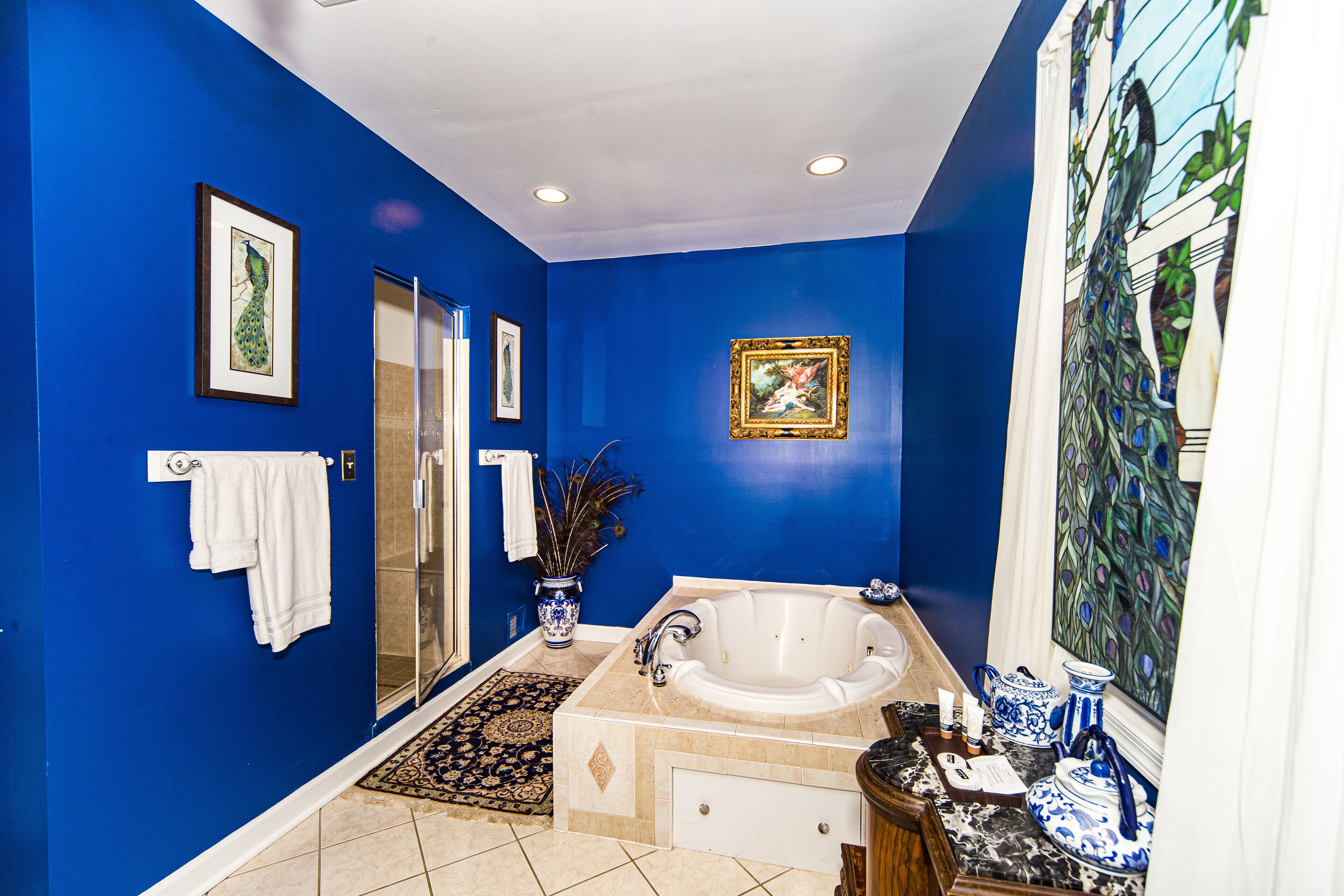 Suíte superluxo, 1 cama King, banheira de imersão, vista para a montanha | Banheira de hidromassagem particular