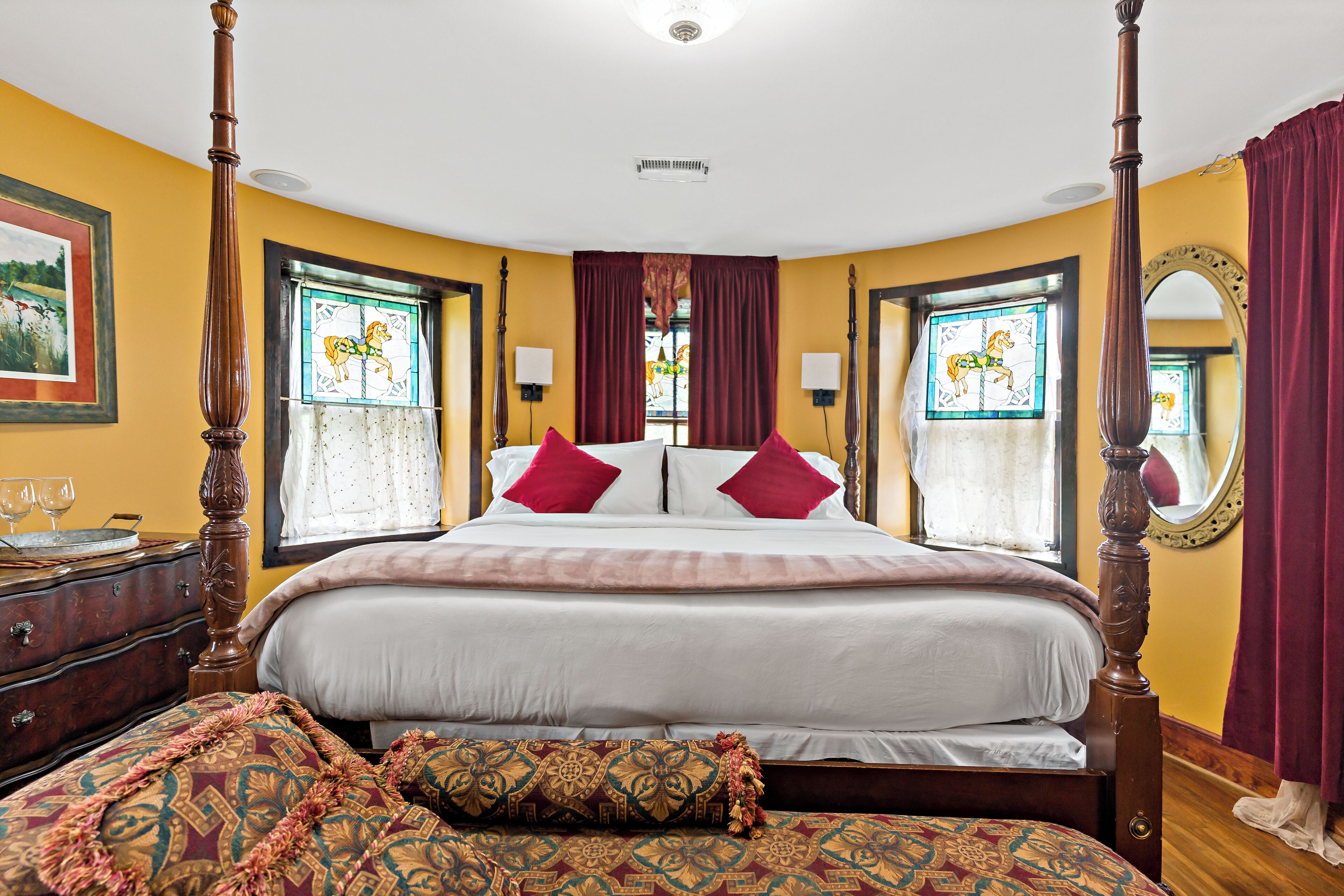 Luxury Suite, 1 King Bed, Hot Tub, Garden View | 1 bedroom, premium bedding, pillowtop beds, iron/ironing board