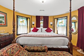 Suite Luxe, 1 très grand lit, bain à remous, vue jardin